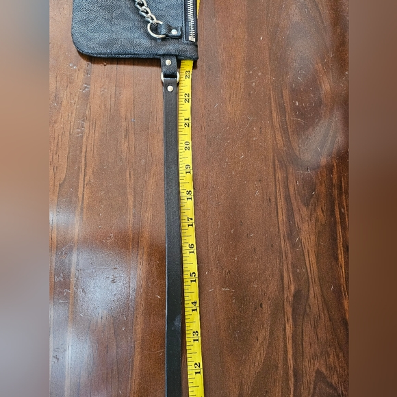 Michael Kors Signature Hamilton Satchel With Matching Fanny Pack! - Picture 13 of 14